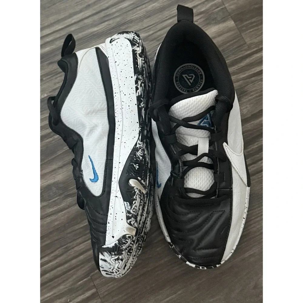 Nike Freak 5 White/Black/Photo Blue Kids'‎ Basketball Shoe Sneaker Youth Size 4